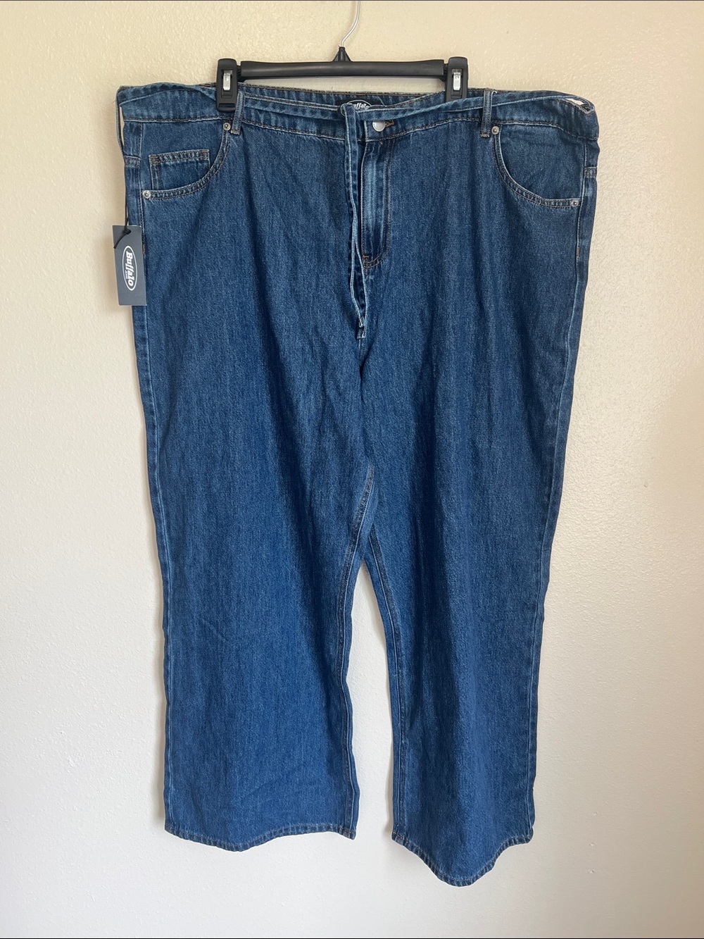 Classic Men's Blue Denim Jeans - Relaxed Fit